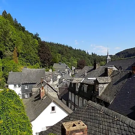Gaestehaus Eschbach * Montjoie